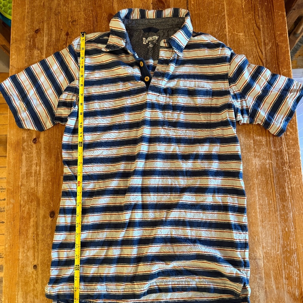 Duluth Trading Relaxed Fit Striped Polo Shirt — Blue / Tan Stripes — Size S